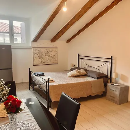 Cellini Apartment Triest
